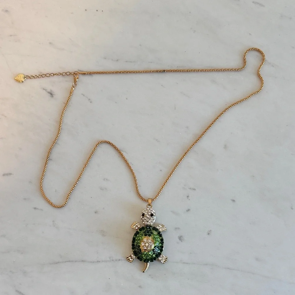 Betsey Johnson Turtle Necklace - Picture 2 of 3